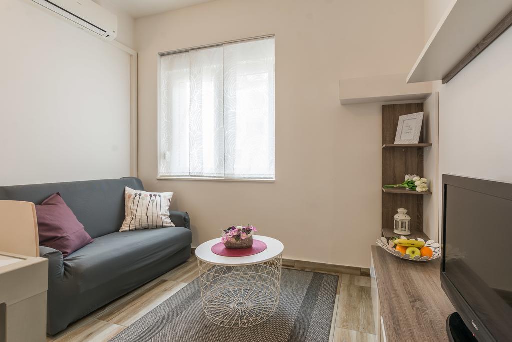 Melita Center Apartment Zadar Exteriör bild
