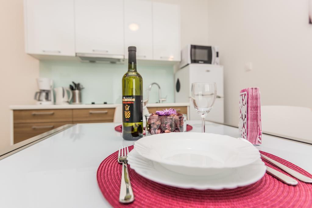 Melita Center Apartment Zadar Exteriör bild